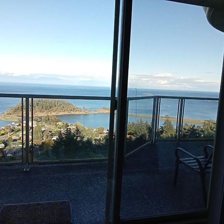 Gibralter Rock Ocean View B&B ナナイモ エクステリア 写真